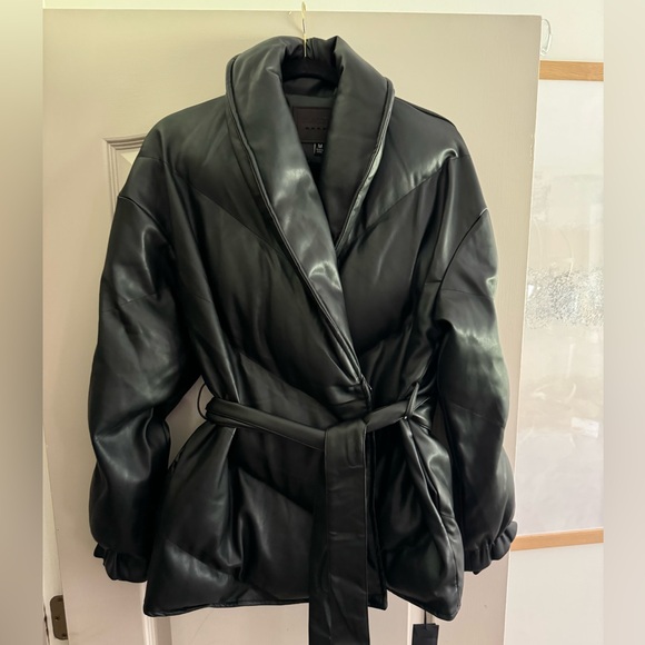 NWT Blank NYC Black Vegan Leather Puffer Belted Jacket Fall Winter Warm - Picture 5 of 12